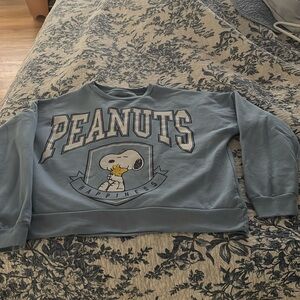 Peanuts cropped light sweatshirt